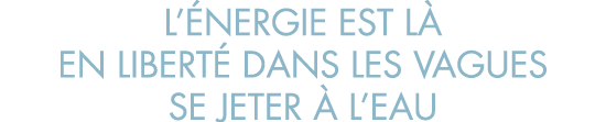 l  nergie est l  en libert  dans les vagues se jeter   l eau