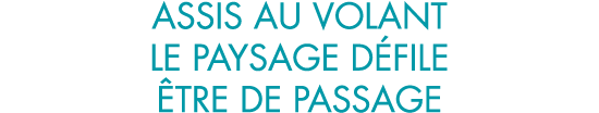 assis au volant le paysage d file  tre de passage